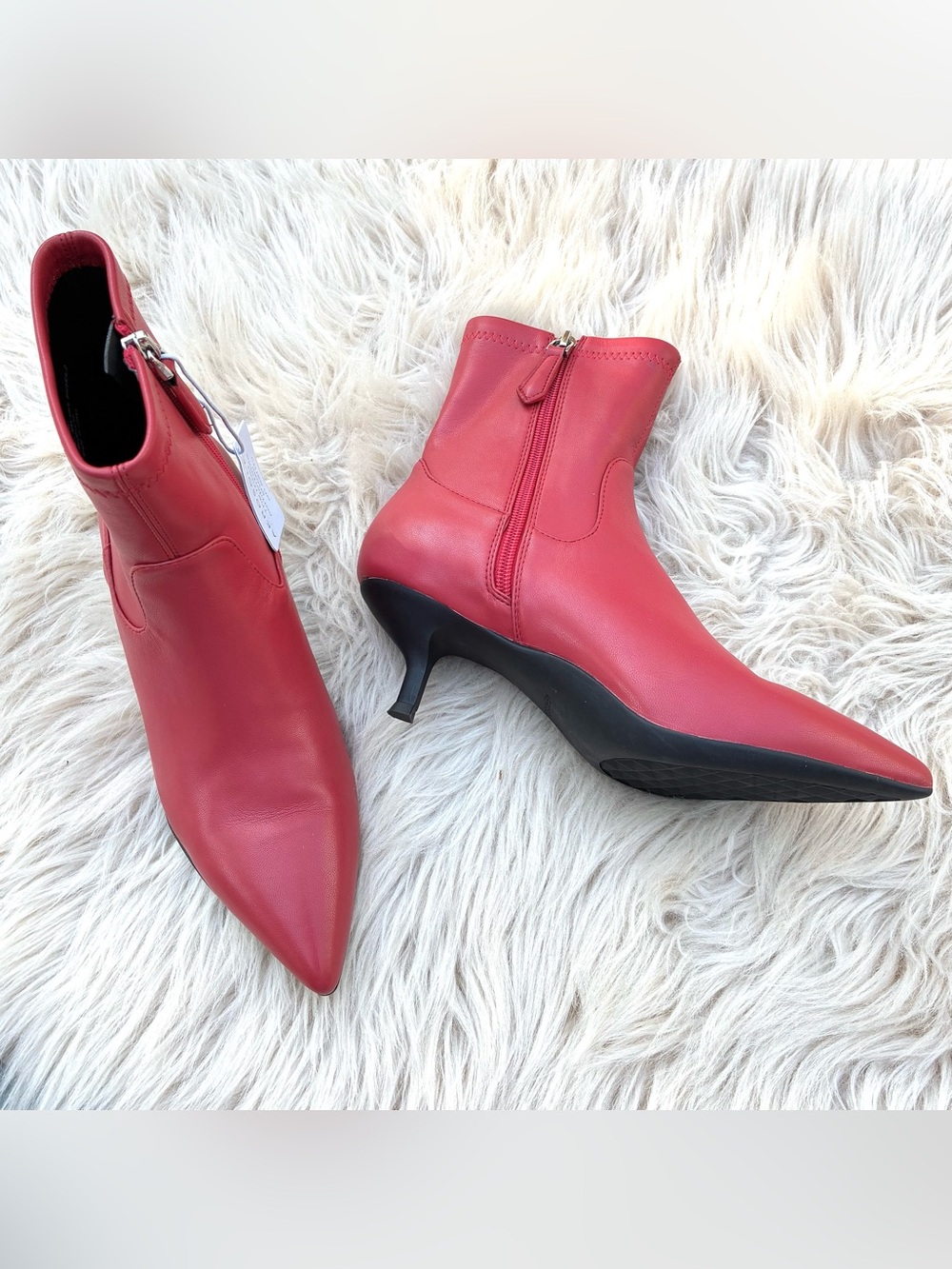 Aerosoles NWOT Red Lasko Boots Sz 7